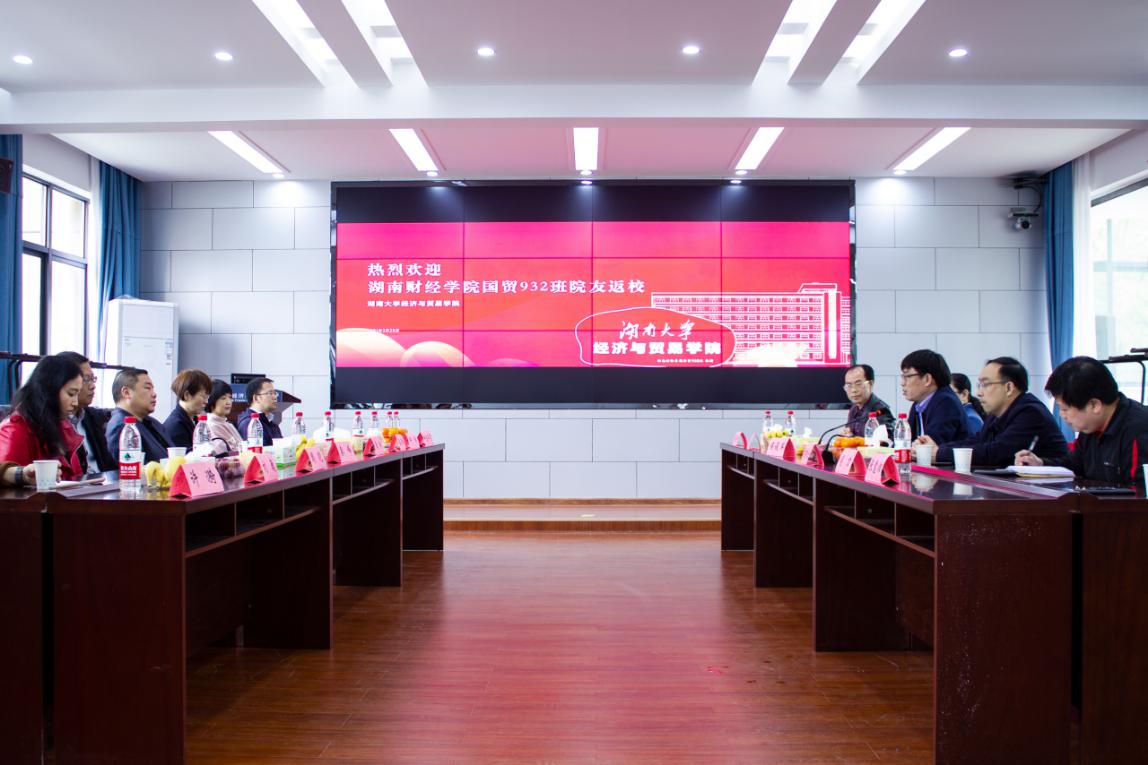说明: 1